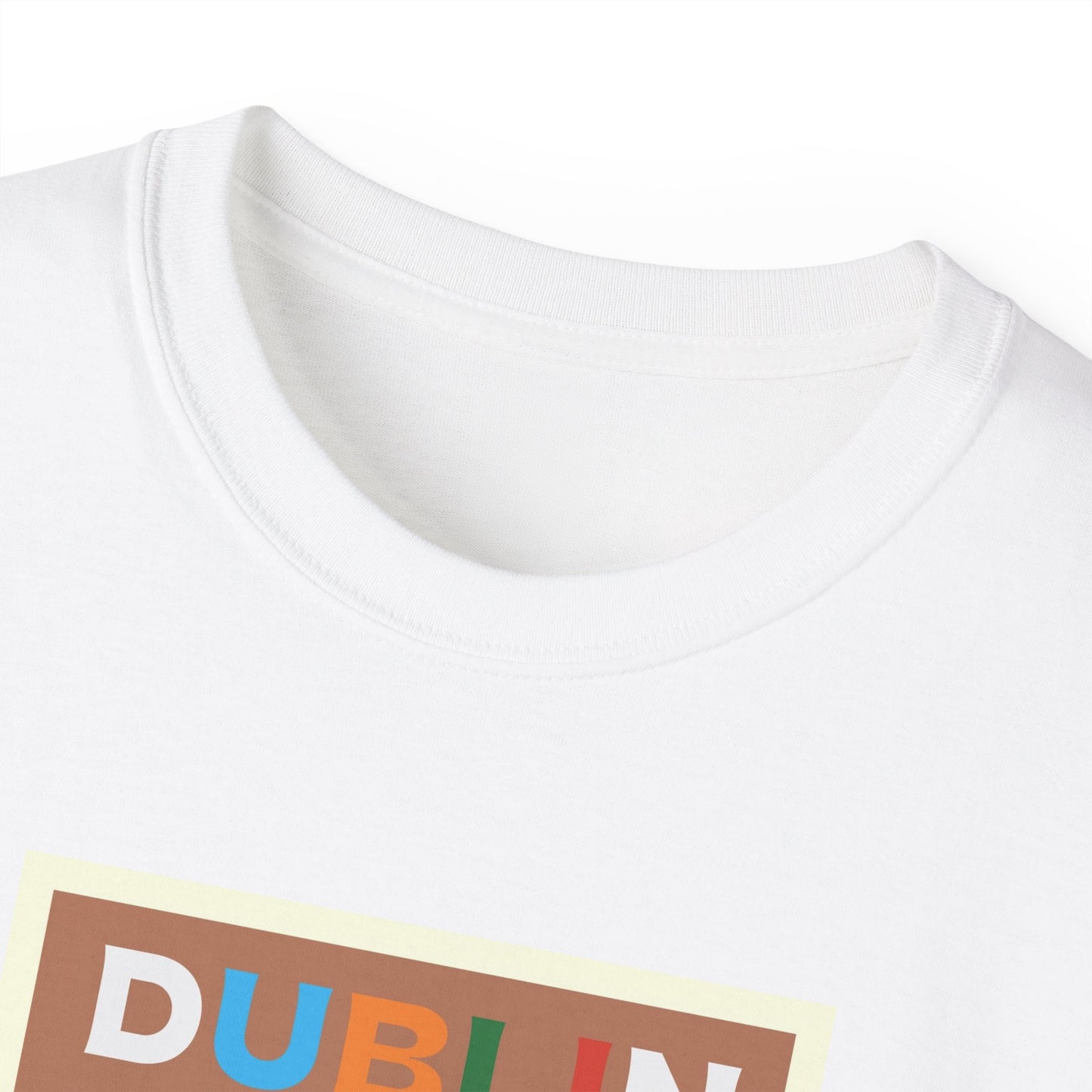 Dublin Doorways - Unisex Softstyle T-Shirt: Ein Spaziergang durch die Geschichte